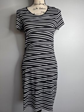 RED Saks Fifth Avenue Striped Bandage Bodycon Dress Sz L